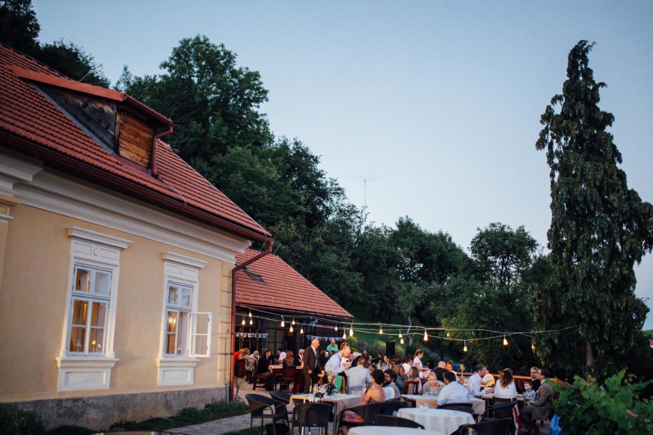 Aura 호텔 Banská Štiavnica 외부 사진